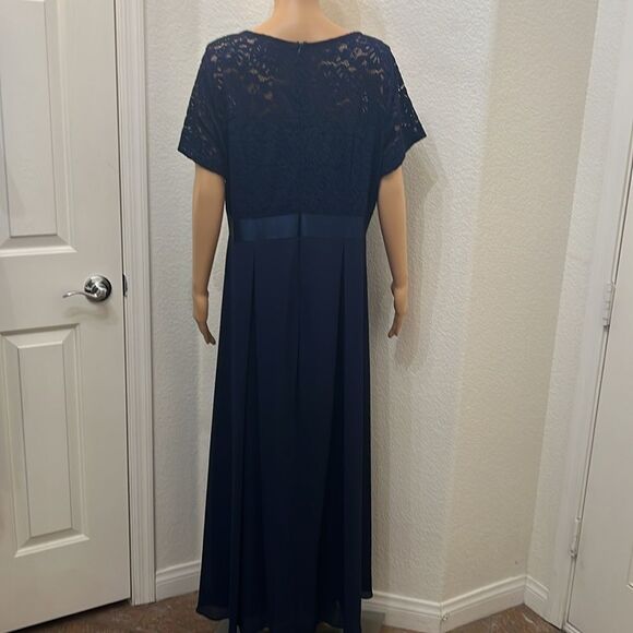Miusol Dress Sz 2 X Large Navy Blue Scoop Neck Short Sleeve Floral Lace Pleated - Picture 7 of 14